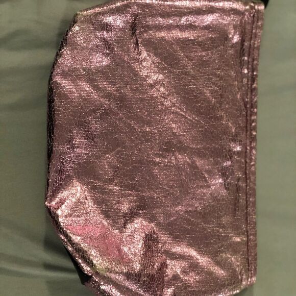MEDIUM sized pink foil  makeup travel zipper bag - Picture 3 of 7
